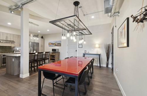 River North Art District Condo | Graffiti & Skyline | Luxury Corner RiNo Loft | Dog-Friendly & City Views