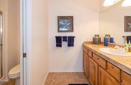 Williams House | Grand Canyon Executive Stay- 15 minutes from Williams