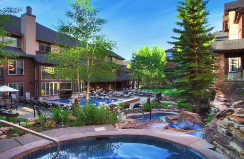 Four O'Clock Condo | Grand Timber Lodge Studio Unit Friday Check-In
