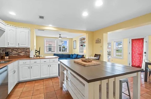Mexico Beach House | Great Views -Pet Friendly -Great Rates for Late Summer and Fall Dates -Book Now!