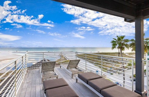 Grayton Beach House | Gulf Front - Grayton Beach - Next to Red Bar!