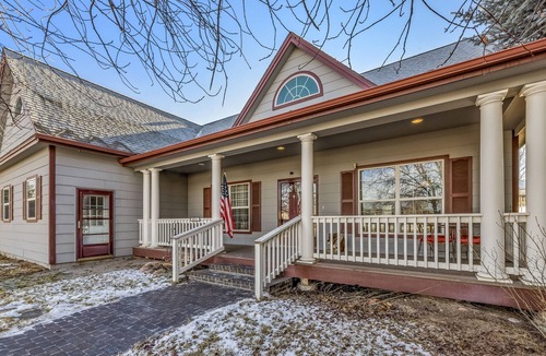 Gypsum House | Gypsum Summer Retreat – 3BR Home Near Trails & Golf