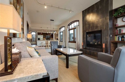 Downtown Steamboat Springs Condo | H401A by Pioneer Ridge: Downtown Luxury ~ Great Alpenglow Views ~ A/C & Grill