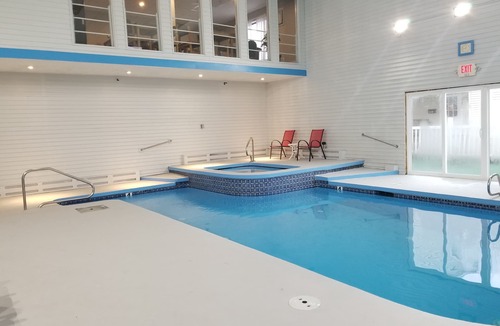 Hampton Hotel | Hampton Village Inn