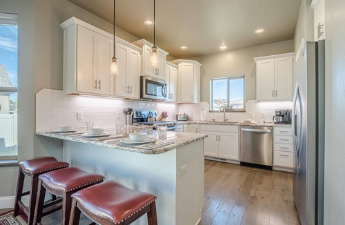 Fruita House | Hawk 3: Pet-Friendly w/Private Balcony