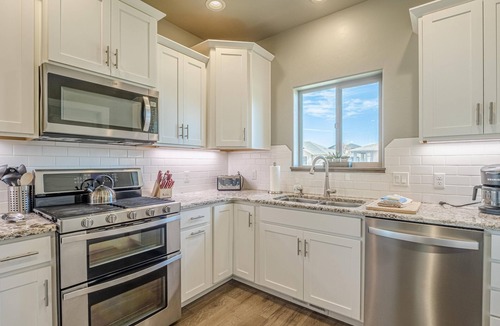 Fruita House | Hawk 5: Luxury Pet-Friendly