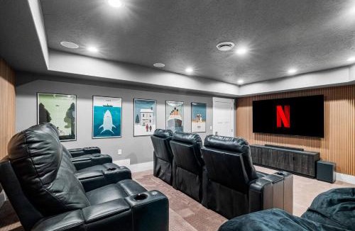 Heber House | Heber Homestead: Pool, Hot Tub, Indoor Sport Court