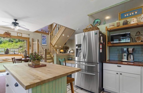Durango House | Hidden Valley Farmhaus, Walk to National Forest, 10 Minutes to Downtown