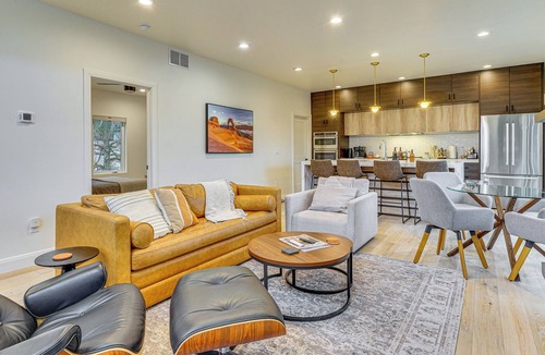 East Central House | Hike, Ski & Explore SLC: Walkable Luxury Townhome