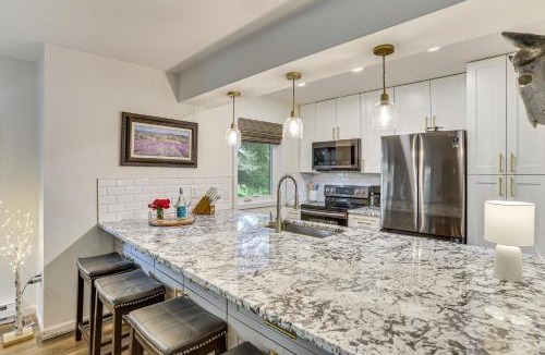 Edwards House | Hike, Ski & Golf: Fully Renovated Edwards Townhome
