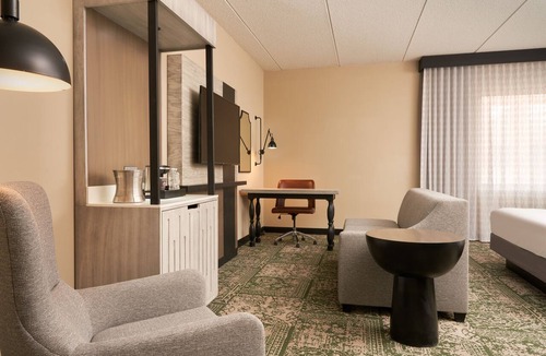 Appleton Hotel | Hilton Appleton Paper Valley