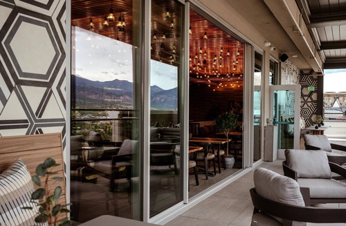 Downtown Colorado Springs Hotel | Hilton Garden Inn Colorado Springs Downtown
