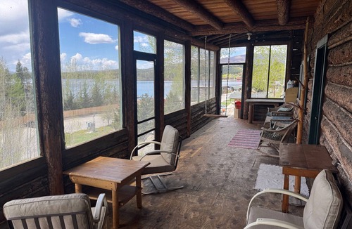 Grand Lake Cabin | Historic 1910 Lodge - Rustic Charm - Steps to Beach and Town - Screened Porch