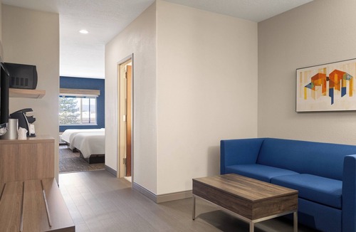 American Fork Hotel | Holiday Inn Express & Suites American Fork - North Provo by IHG