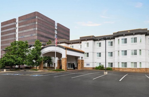 Union Square Hotel | Homewood Suites by Hilton Denver West - Lakewood