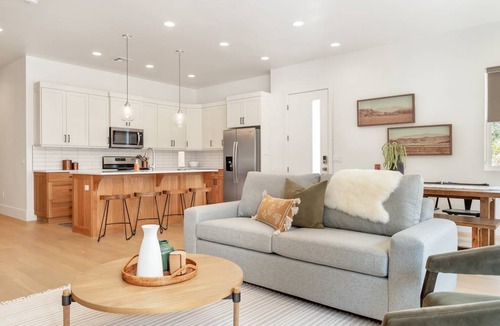 Bloomington House | House ∙ 4 bedrooms ∙ 12 guests