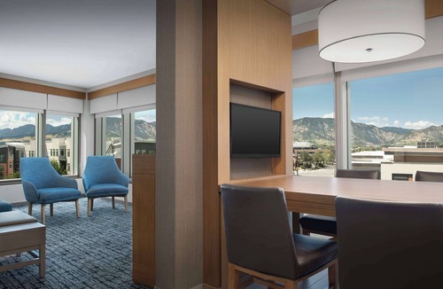Transit Village Hotel | Hyatt Place Boulder/Pearl Street