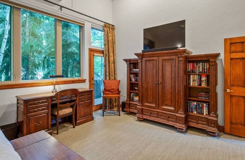 Innsbruck Meadows House | Ideal For Entertaining - Spacious West Vail Home!