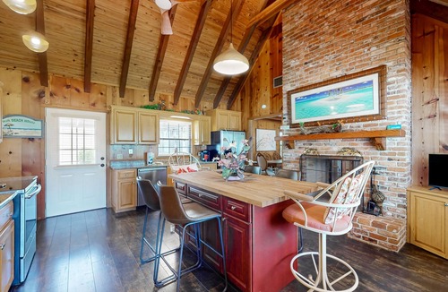 Cocoa House | Indian River Lagoon Vista — Shared Boat Access, Pier Fishing, Outdoor Patio Dining 🌅