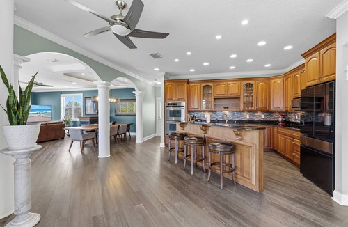 Edgewater House | 🌊🏖️ Intracoastal Luxe Retreat | Waterfront | Pool, Dock + Private Gym