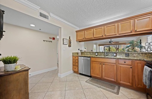 Bella Vista Apartment | Jupiter Bay Breeze- Coastal 2BR Condo Near Beach