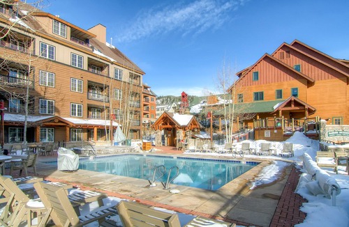 River Run Condo | Keystone 2 bed 2 bath in River Run Village - walk to ski lifts.