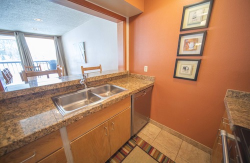 Lakeside Village Condo | Keystone Condo | Lake Views + Balcony + Pool