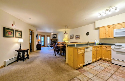 Mountain House Condo | Keystone Getaway | Balcony w/Views & Hot Tub