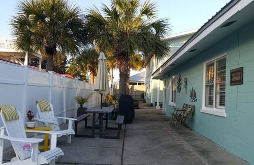 Kiska Beach Cottage | La Gabriella - Sunnyside Breeze Cottage/Walking Distance to Laguna Beach