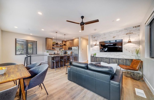 Zion National Park South Entrance Villa | LaFave-Luxury Villa at Zion: Angels Landing