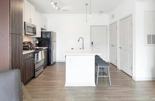 Fairvilla Apartment | Landing | Amazing 2BD, Gym, Clubhouse