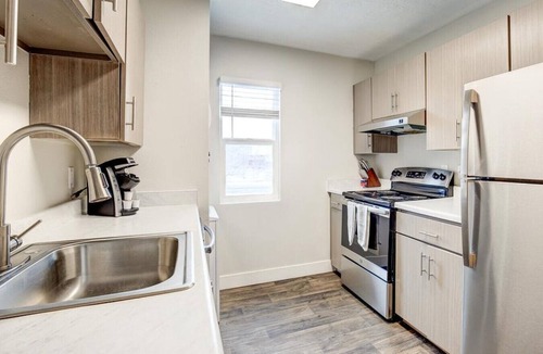 Murray Apartment | Landing at Clover Creek - 2 Bedrooms in Downtown Murray