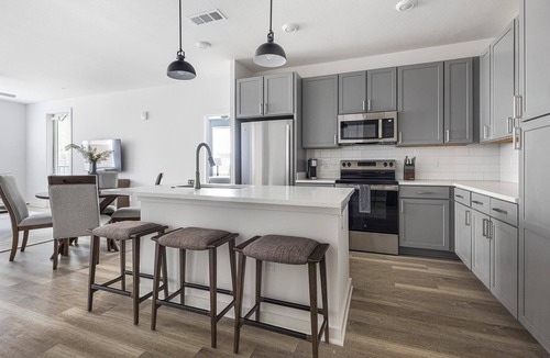 Broomfield Apartment | Landing | Beautiful 2BD, Gym, Yoga Studio