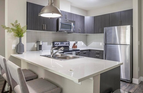 Washington Park West Apartment | Landing | Spectacular 2BD, Clubhouse, Gym