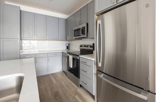 Broomfield Apartment | Landing | Stunning 2BD, Clubhouse, Yoga Studio