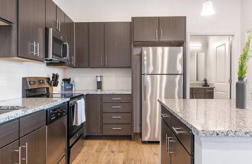 Tarpon Springs Apartment | Landing | Stunning 2BD, Clubhouse