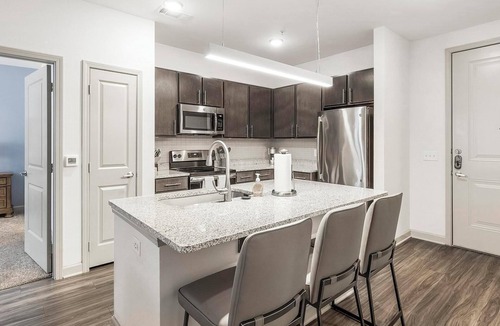 North Arlington Apartment | Landing | Stylish 2BD, Yoga Studio, Gym