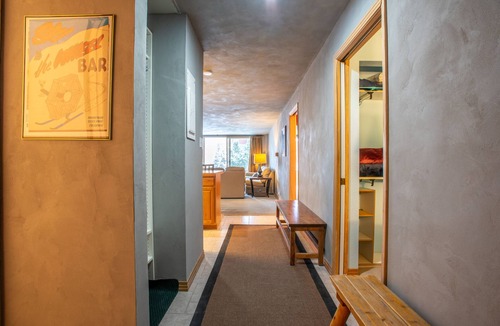 Copper Mountain Village Condo | Large nicely appointed condo, giant deck, free WiFi, Heated garage parking, B