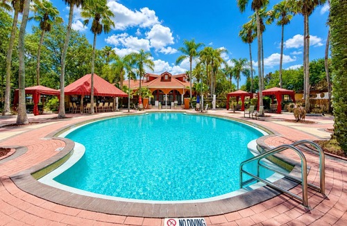 Solana House | Large Private Villa | Private Pool & Spa | Gated Community | Free Resort Access | Sleeps 10