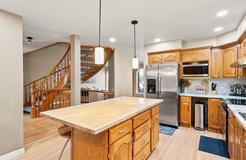 Cottonwood Heights House | Leaf-Peeping Getaway, Hot Tub, Game Room, Pets Welcome, Canyon Access