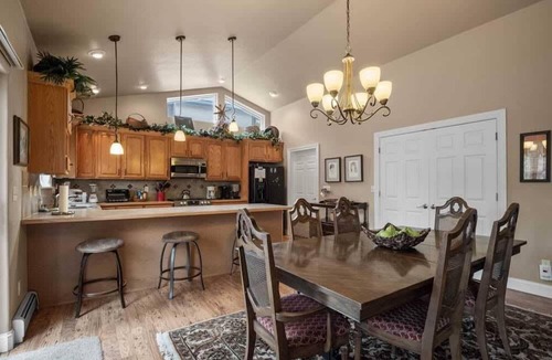 Leadville North House | Lily Stargazer — 4BR/3.5BA Leadville Home, Game Room, Sleeps 8