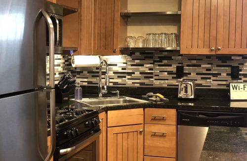 Woodland Park House | Little Woodys Hideaway-pet friendly 1Brm, sofa slpr - #329662