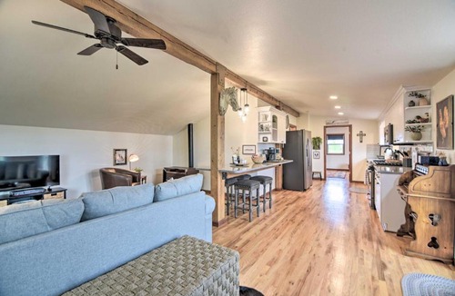 Fort Collins Apartment | Lovely Barn Loft w/Mountain Views on Horse Estate