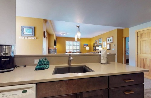 Copper Mountain Village Condo | Lovely Two-Bedroom Condo in a Great Location w/Shared Fitness Center & Hot Tub