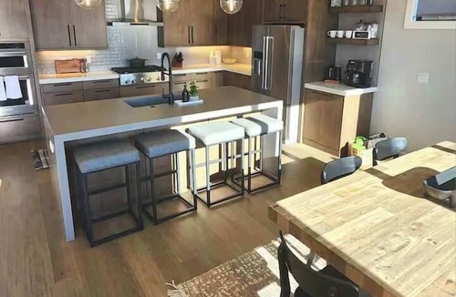 Hideout House | Lux Retreat Hot Tub, Pet-Friendly, Near Ski Resort