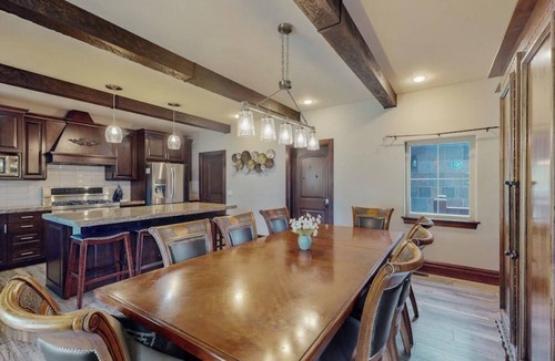 Gypsum House | Luxe home on Gypsum Creek Golf Course with fireplace and mountain views