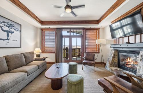 Peak 8 Apartment | Luxury 2-Bedroom Resort Suite at One Ski Hill Place Breckenridge with Mountain Views and Resort Ameneties
