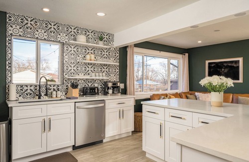 Alta Vista Area House | Luxury 6BR Arvada Oasis: Hot Tub & Fire Pit/15 Mins to Denver/Red Rocks