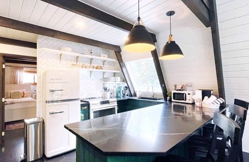 Blue River Cabin | Luxury A-Frame with Hot Tub for Dreamy Vacations in Colorado