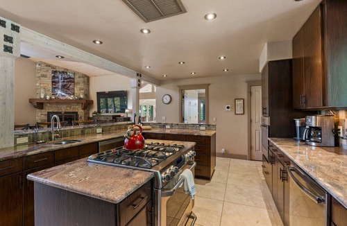 Purgatory House | Luxury Mountain Chalet with Elevator & Hot Tub, Dog Friendly